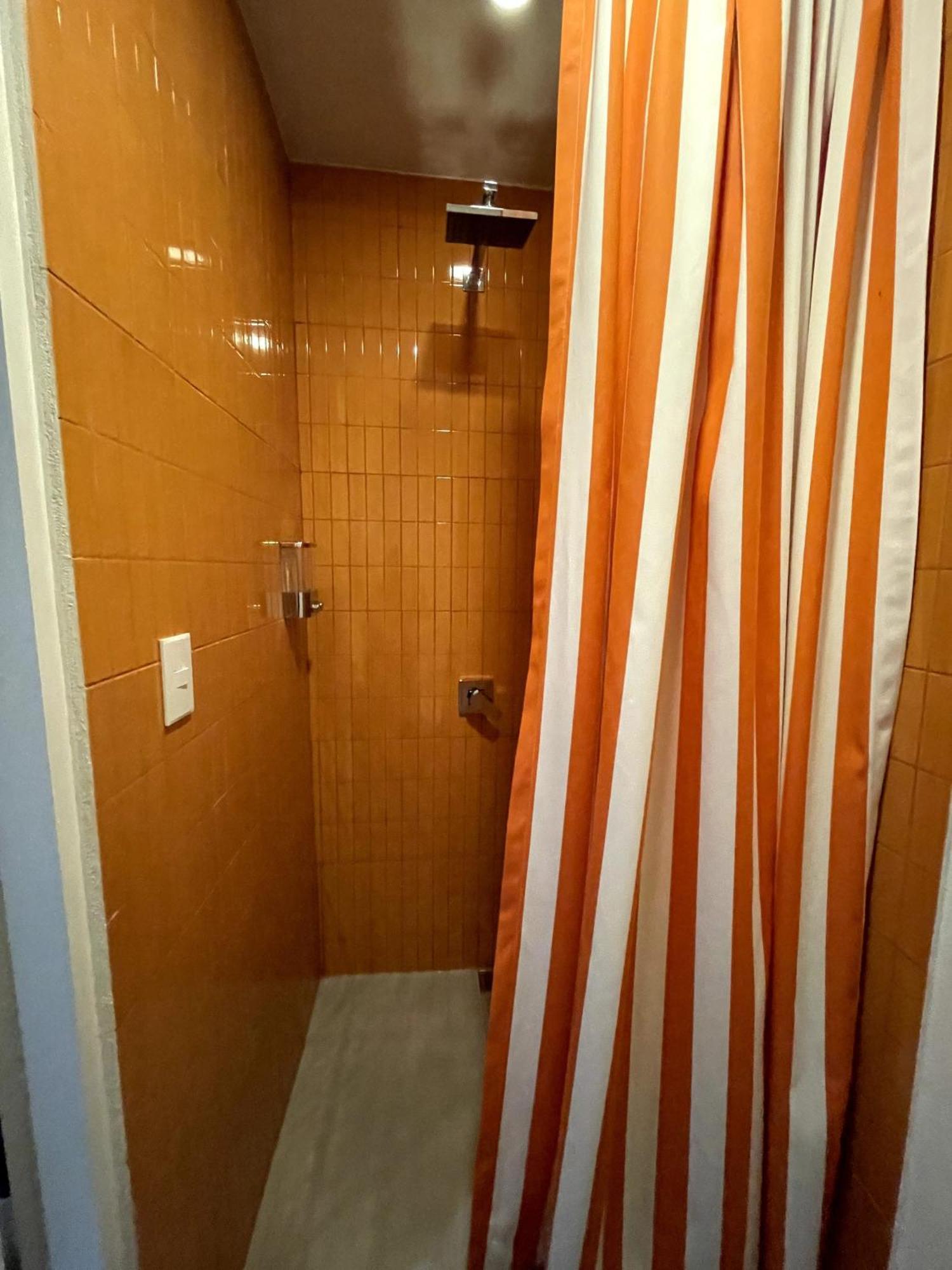 Nina'S - Juan Santamaria Hotel Alajuela Luaran gambar